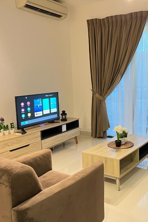 Teega Puteri Harbour_5min Legoland #6pax Apartment